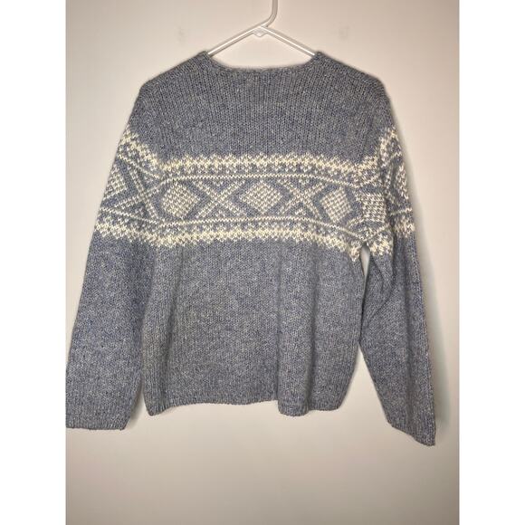 L.L. Bean Blue and White Crew Neck Sweater - Picture 5 of 5